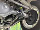 お車を安心してお乗りいただく為には、足回りの定期点検が欠かせません。サービスサポート(有償保証)では無料点検もご提供しており、安心のカーライフをお過ごしいただけるサポート体制が整っています。