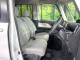 運転席シート廻りは使用感も少なく、良好な状態となっています。丁寧に使われていたことがよくわかりますね。