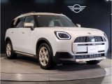 MINI認定中古車は第三者品質評価制度も採用しております。AIS方式による車両品質評価制度も導入し公平な車両コンデション評価を行うことにより車両品質の透明性を高めると同時に更なる信頼と安心をお届けします