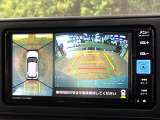 【パノラマモニター】専用のカメラにより、上から見下ろしたような視点で360度クルマの周囲を確認することができます☆死角部分も確認しやすく、狭い場所での切り返しや駐車もスムーズに行えます。