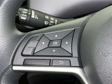 ステアリングスイッチ装備!運転しながら手元でオーディオの操作などができます。
