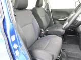 見通しのよいすっきりとした視界で、誰でも運転しやすいです。運転のしやすさは疲れにくさにも繋がりますよ♪