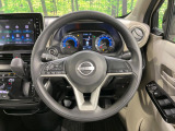 【ステアリングスイッチ】運転中、前方から目線をそらすことなく、オーディオ等の操作が可能な便利機能!安心&快適なドライブを演出してくれます♪