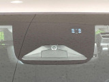 【ホンダセンシング】走行中に前方の車両等を認識し、衝突しそうな時は警報とブレーキで衝突回避と被害軽減をアシスト。より安全にドライブをお楽しみいただけます。