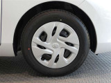 R8年式夏タイヤ185/65R15ダンロップ製です。