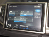 ナビゲーションは純正メモリーナビ(VXM-135VFNi)を装着しております。AM、FM、CD、DVD再生、Bluetooth、音楽録音再生、フルセグTVがご使用いただけます。