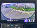 バックモニター付きで、車庫入れやバック時の後方確認をしっかりサポート。モニターに映し出される映像で死角も確認しやすく、狭い場所での駐車や後退時の操作をより安心して行えます。