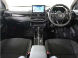 ◆視界広々で非常に運転しやすくロングドライブでも疲れを感じさせないすっきりとまとまったインパネ周りです。