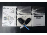メンテナンスノート、取扱説明書付いています!おクルマの情報が、ギュッと凝縮★ 今までの整備記録が記載されている、大事な物です★