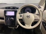 【運転席・助手席】スッキリとしたハンドル周りで使い勝手がいいです★
