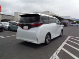 <中古車もトヨタのお店で>納車前にしっかりとお車の点検をさせていただきます。トヨタに自動車整備のプロにプロにお任せください!