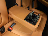 専任の研修を受け熟練したメカニックが大切にご納車整備をさせて頂きます。お客様にご満足・ご納得し、お乗り頂く為にMurauchiグループスタッフ一同、心をこめてお手伝いさせて頂きます。