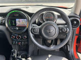 ◆LIBERALAは、輸入車選びの新たなスタイルを提案するインポート・セレクト・ブランドです。オーナー様となる方がクルマから直接感じる感性を第一にした、最良の一台との出会いをコーディネートいたします。