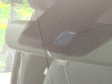 【プリクラッシュセーフティ】前方の車両等を検知し、衝突しそうな時は警報で注意を促し、ブレーキを踏む力をサポート。ブレーキを踏めなかった場合は衝突被害軽減ブレーキが作動、衝突回避をサポートします。