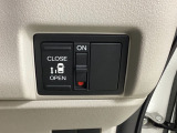 指定工場併設で末永く品質を保ちます。12ヶ月点検や車検はもちろんのこと、国家資格整備士によるお車のアドバイスも致します。