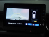◆リアワイドカメラシステム◆3種類の表示で後方確認をサポート♪セレクトレバーを「R」の位置に入れるとカメラ画像に切り替え。ノーマルビューでは従来のリアカメラと同様の標準的なビューで表示します!