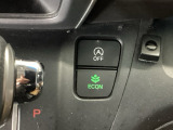 ★ECONスイッチ★ エコドライブを加速しよう!スイッチをONにすると、運転の仕方によるロスを抑え込み燃費をよくするようクルマが頑張ります(*^ー^*)燃費向上にチャレンジ♪