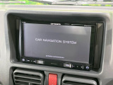 【ナビゲーション】目的地までしっかり案内してくれる使いやすいナビ。Bluetooth接続すればお持ちのスマホやMP3プレイヤーの音楽を再生可能!毎日の運転がさらに楽しくなります!!
