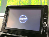 【大画面ナビ】人気の大型9インチナビを装備。存在感のある大画面はインパクト大!ナビ利用時のマップ表示は見やすく、テレビやDVDは臨場感がアップ!いつものドライブがグッと楽しくなります♪