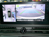 まるで上空から見下ろしているような感じで駐車が楽にできるインテリジェントアラウンドビューモニター!