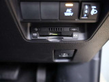 ETC車載器付きです。高速道路の料金所もスムーズに通過できます。