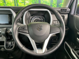 【純正革巻きステアリング】上質な革を使用することで、手にしっかり馴染みとても運転しやすいハンドルです♪