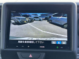 バックカメラ搭載なので後方時に車体後ろが確認出来る為、運転の苦手な方やたまに乗る方でも安心して車庫入れが出来ます☆