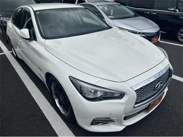 スカイライン 3.5 350GT ハイブリッド タイプP 雹害 純正8型ナビ フルセグTV