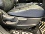 運転席はご自身の適切な運転ポジションへ移動可能なラチェットが付いております。