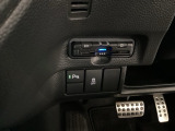 ETC車載器付。ETCが使用可能な道路通行料はキャッシュレスでスマートに走行できます。