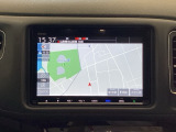 ナビゲーションはフルセグTV、インターナビ対応のGathers純正メモリーナビを搭載しています。Bluetoothオーディオ機能がありますので、スマートフォンなどの音楽も再生できます。