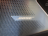 BOSE社との共同開発により室内空間に最適な音響チューニングを施し、クリアで臨場感のあるダイナミックサウンドをお楽しみいただけます。
