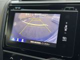 バックカメラももちろんついておりますので車庫入れの安心感がアップしますね!
