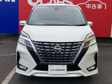 明るく視認性のよいLEDヘッドライト、夜間の運転も見通し良く安心です!便利なオートライト機能は付け忘れ、消し忘れの防止に役立ちます!トンネルなどでも瞬時に反応してくれます。
