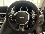 4.0LV型8気筒DOHCツインターボ 510PS/6000 rpm 68.6kgm/2000-5000 rpm ZF製8速Touchtronic Launch Control Limited-slip differential 9J&times;20&11J&times;20 255/40ZR20&295/35ZR20 13:1Electric power steering