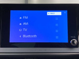 ブルートゥースに接続することにより、スマホに入ったお気に入りの音楽を車内で楽しむことができます♪あると本当に便利な機能になっています!