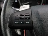 便利なステアリングスイッチ装備です。