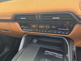 AC150W電源 ●Apple CarPlay ●ワイヤレス接続機能 *Apple CarPlay対応 ●ワイヤレス充電(Qi)