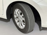 夏タイヤ(15インチアルミホイール) 185/65R15