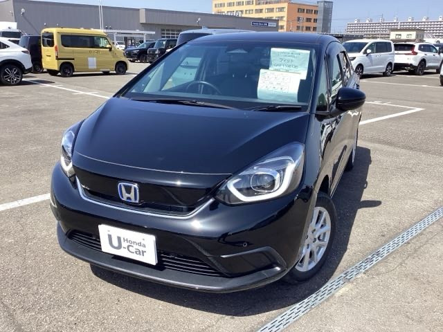 フィット 1.5 e:HEV ホーム 4WD（6AA-GR4）