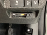 指定工場併設で末永く品質を保ちます。12ヶ月点検や車検はもちろんのこと、国家資格整備士によるお車のアドバイスも致します。