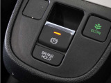◆オートブレーキホールド機能付き電子パーキングブレーキ◆ブレーキペダルを足から離しても停車状態を保ちます。アクセルを踏めば自動でブレーキが解除され、発進可能!