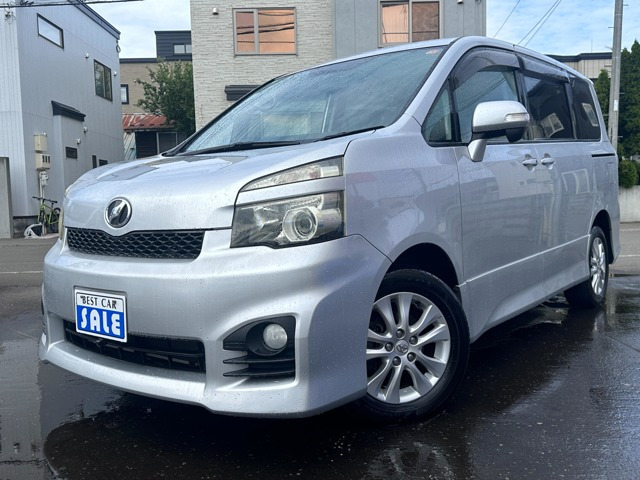 ヴォクシー 2.0 ZS 4WD 両側パワースライドドア 純正ナビ 地デジ