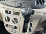 認定整備工場完備! 納車整備からアフターフォローまでお任せください 車検整備、ETC等の用品取付もお任せください