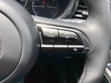 MRCC(マツダレーダークルーズコントロール)は先行車との車間を維持しながら追従走行を行い、長距離でのドライバー負担を軽減させてくれます。