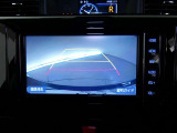 バックガイドモニターで、後方を確認しながら安心して駐車することができます。運転初心者も熟練者も必須の機能ですよ!