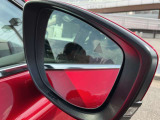 ブラインドスポットモニタリングで後方から来る車両をお知らせしてくれます。