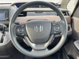 【ステアリングスイッチ】運転中、前方から目線をそらすことなく、オーディオ等の操作が可能な便利機能!安心&快適なドライブを演出してくれます♪