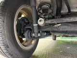 お車を安心してお乗りいただく為には、足回りの定期点検が欠かせません。サービスサポート(有償保証)では無料点検もご提供しており、安心のカーライフをお過ごしいただけるサポート体制が整っています。