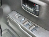 電動格納ミラーでよりコンパクトに!狭い駐車場でも安心です。